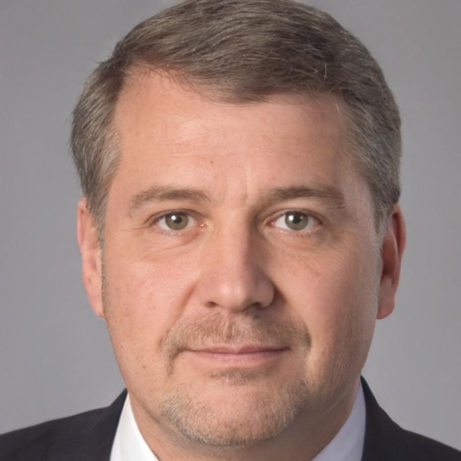 Perfil de Carlos Mendoza